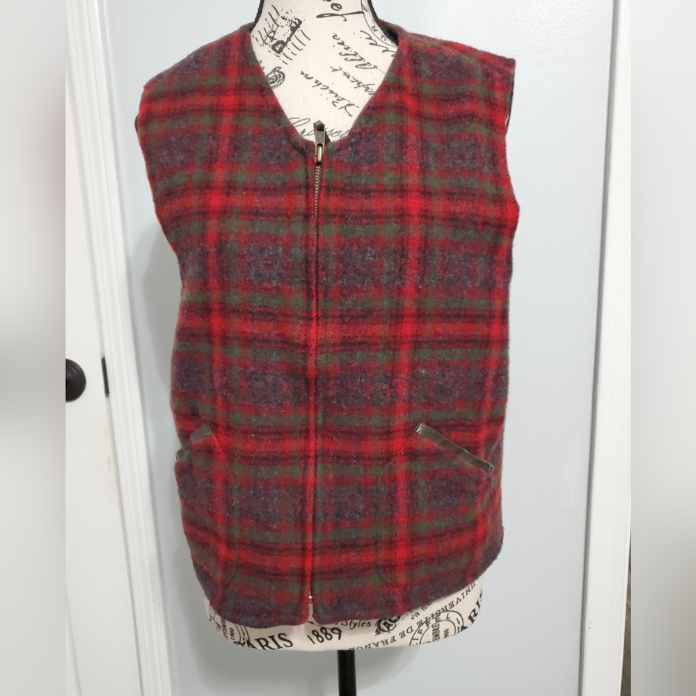 Vintage H G Bass Mens Wool Vest